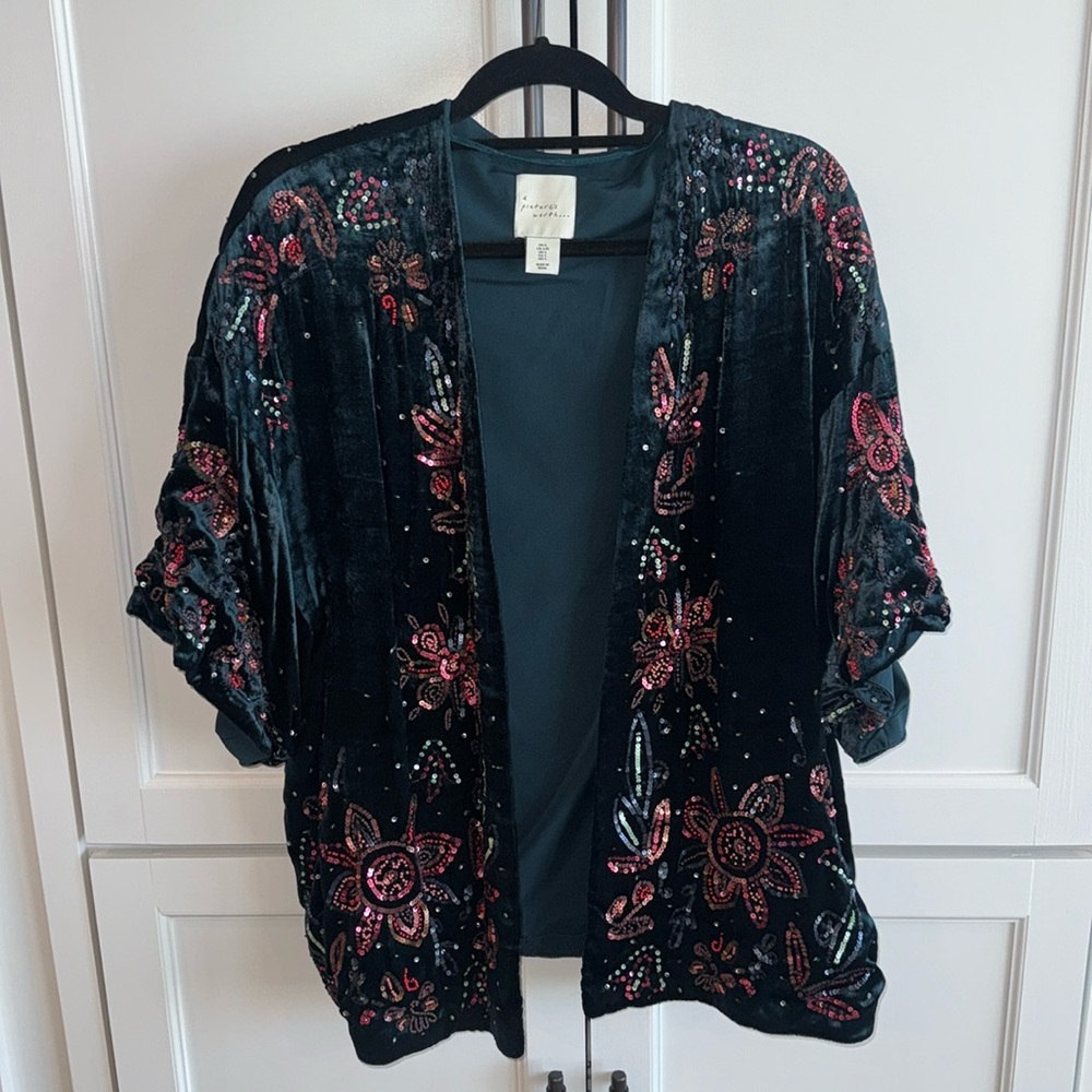NWOT A Pictures Worth Sequin Top